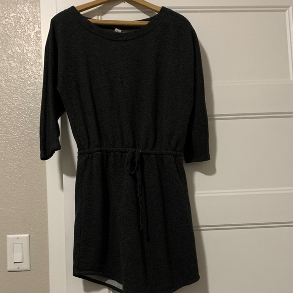 Old Navy Dresses & Skirts - Old navy charcoal sweater faux wrap dress